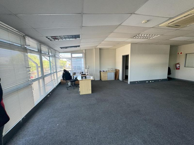 To Let commercial Property for Rent in Airport Industria Western Cape